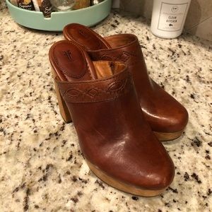 Frye mules